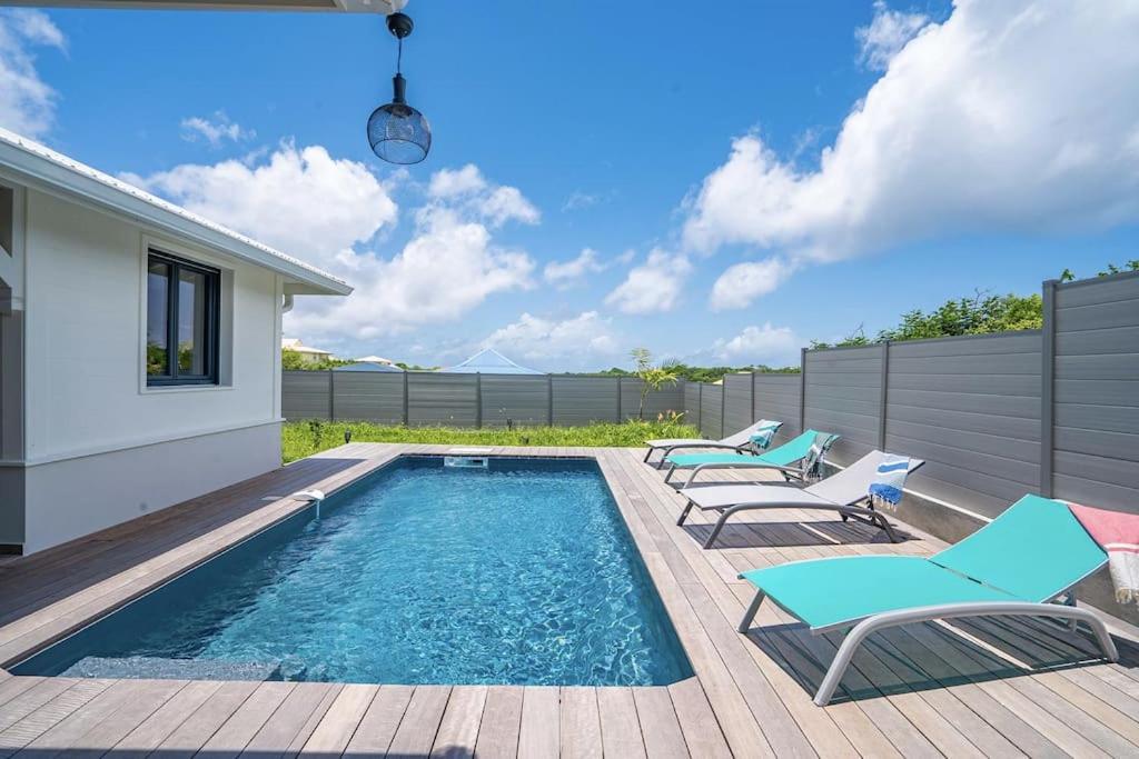 Superbe Villa Avec Piscine Et Proche Mer Au Diamant - 3 Chambres Et Salles De Bain Le Diamant Exterior photo